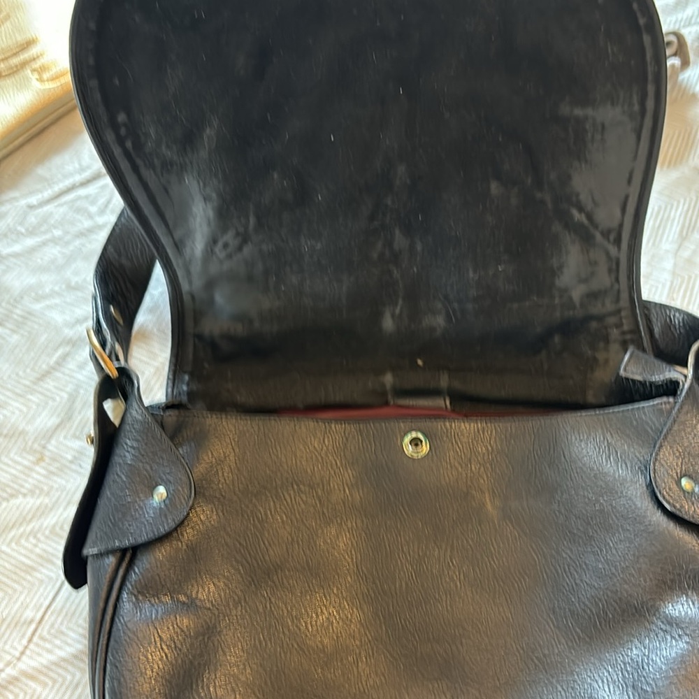 ⭐️2/$10 - shoulder bag - Picture 2 of 5